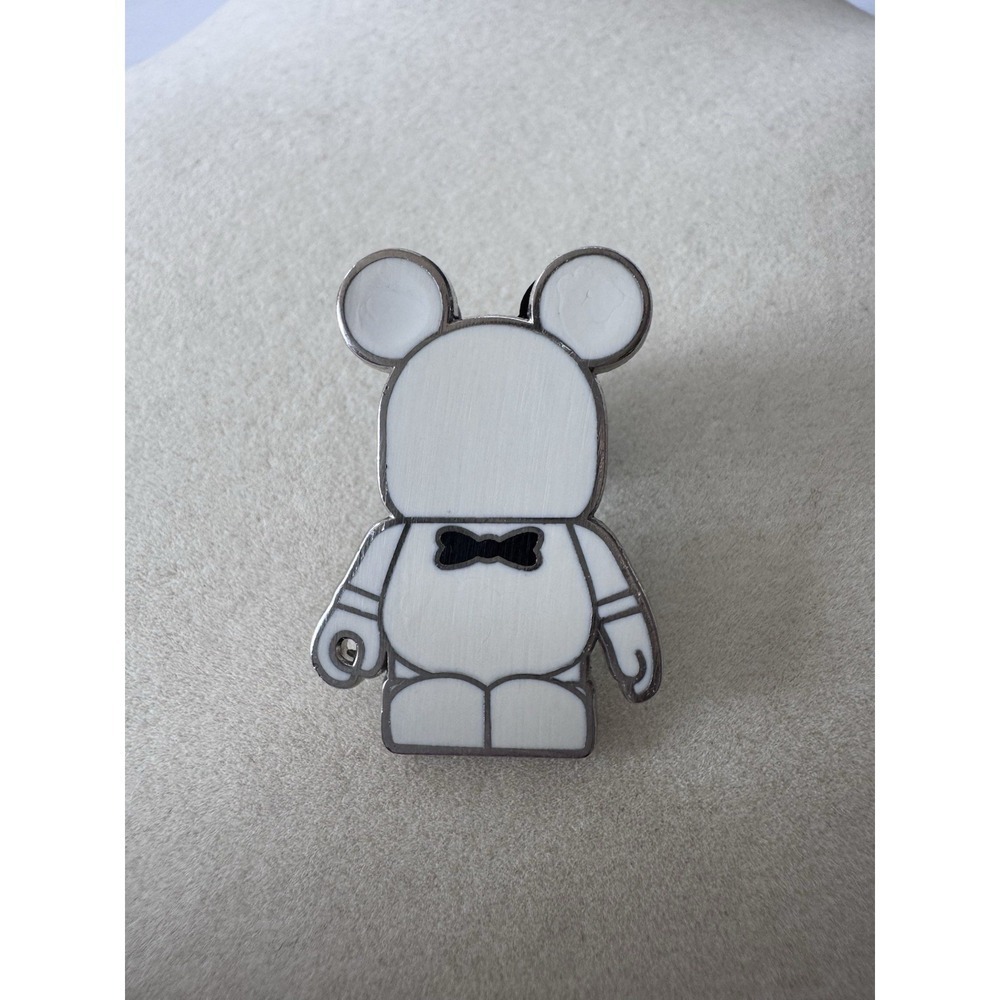 Disney World Parks - Vinylmation Mini Mickey Mouse Groom Trading Pin